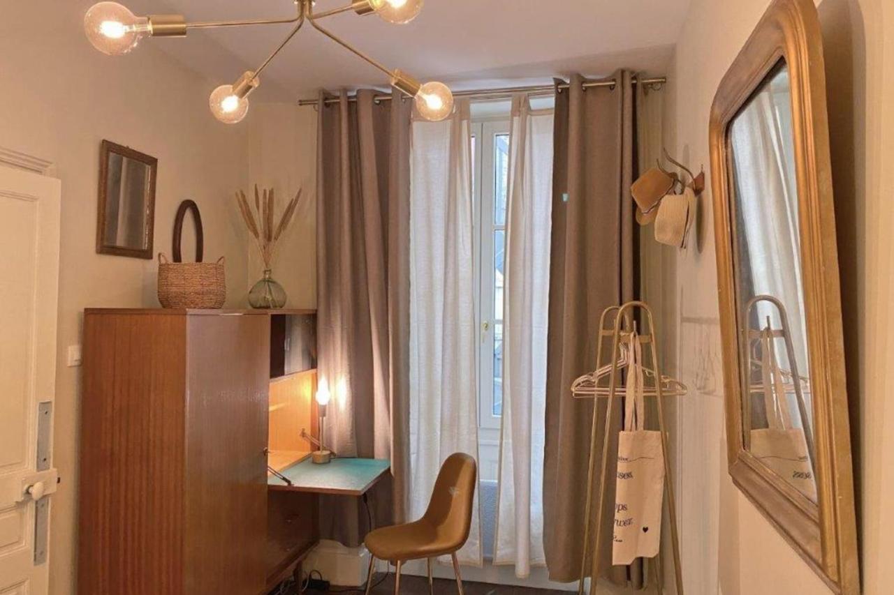 Appartement Les fresques de Léon à Tournus Extérieur photo