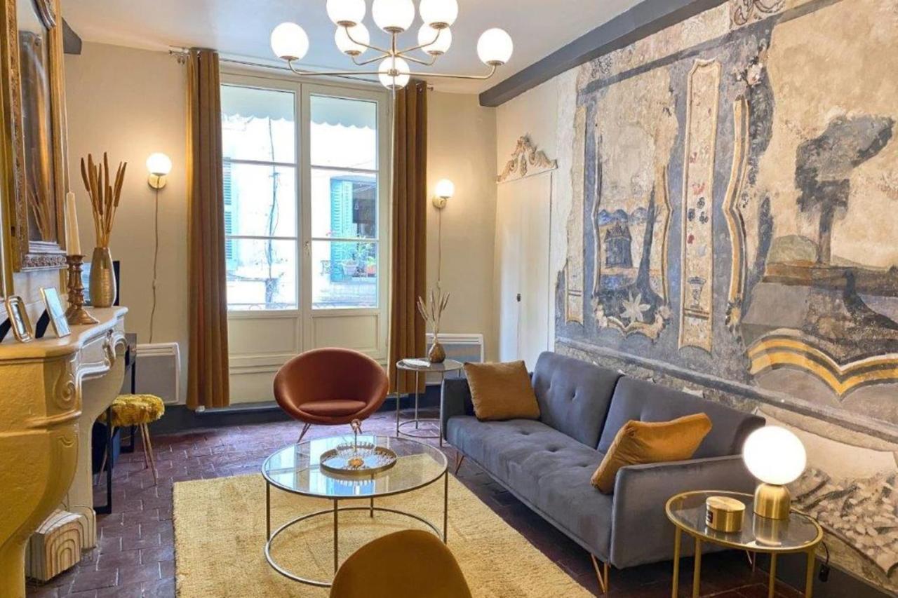 Appartement Les fresques de Léon à Tournus Extérieur photo