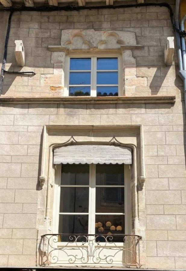 Appartement Les fresques de Léon à Tournus Extérieur photo